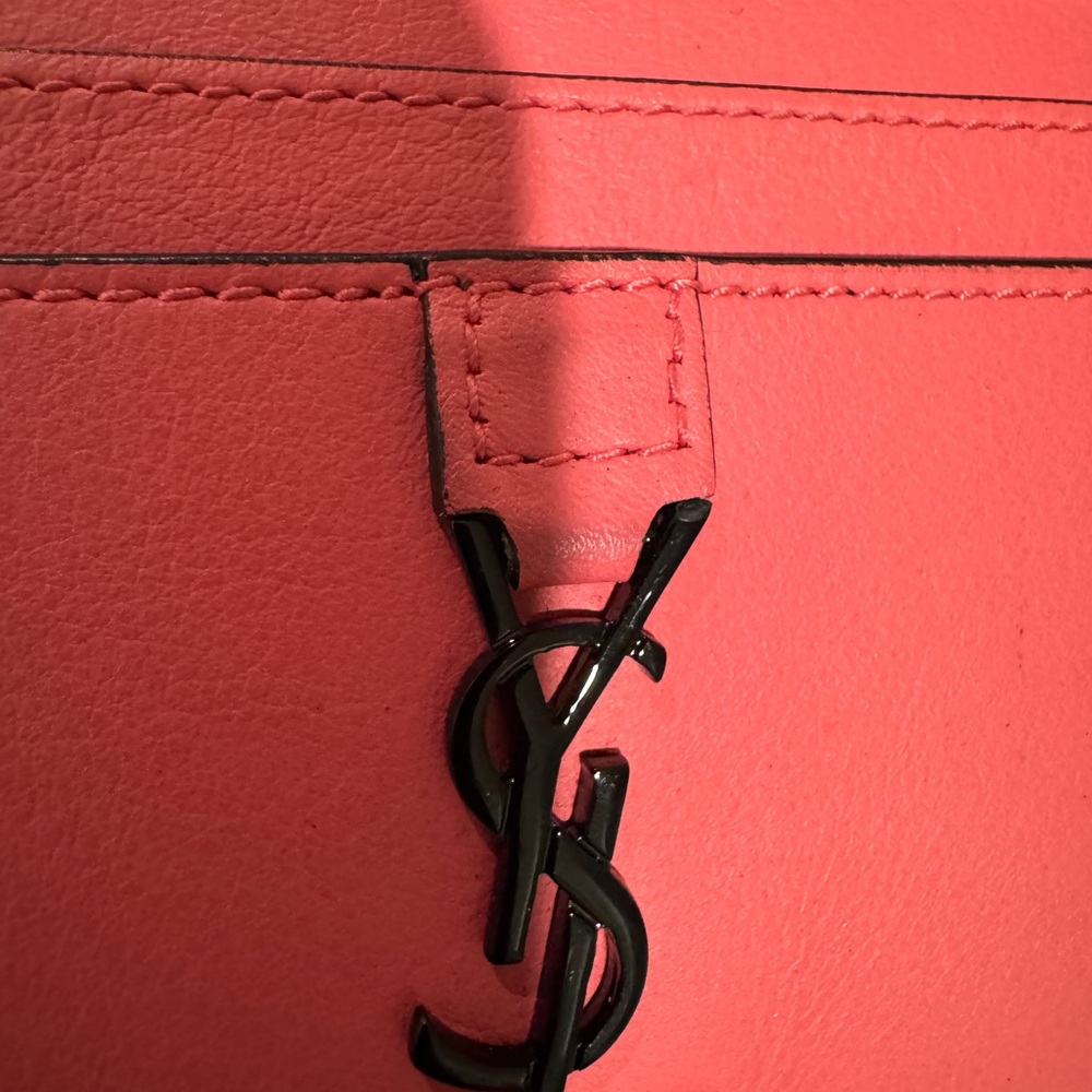 Saint Laurent Fuchsia Card Holder with Black Logo - Picture 10 of 16